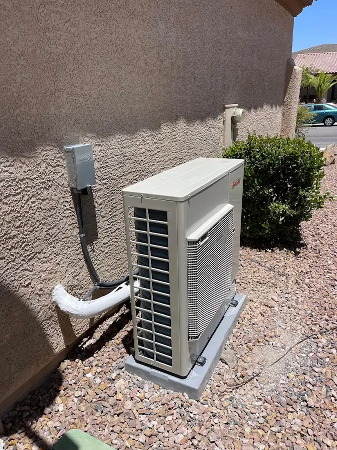 Residential air conditioning condenser unit in Encinitas
